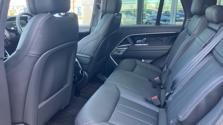 Land Rover Range Rover 3.0 P460e SE 4dr Auto Estate